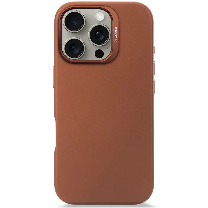 Decoded BackCover MagSafe Skinndeksel til iPhone 16 Pro - Tan