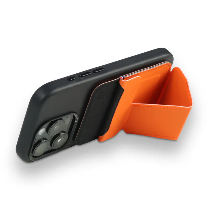 Decoded Magnetisk kortholder i silikon med stativ - Apricot - Image 4