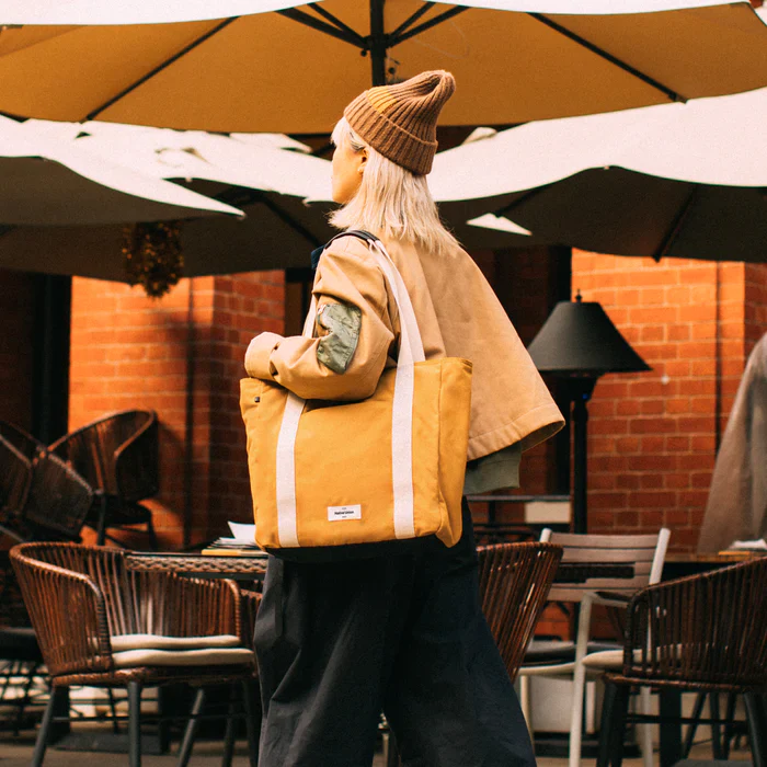 Native Union W.F.A Totebag Pro 16L - Kraft - Image 2