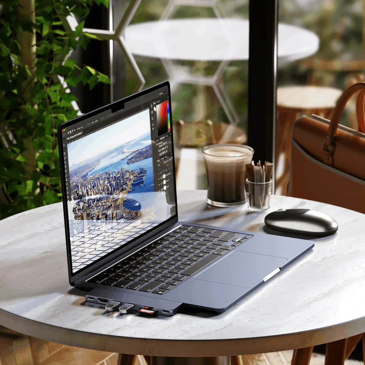 Satechi Pro Hub Slim Multiadapter - Silver - Image 5