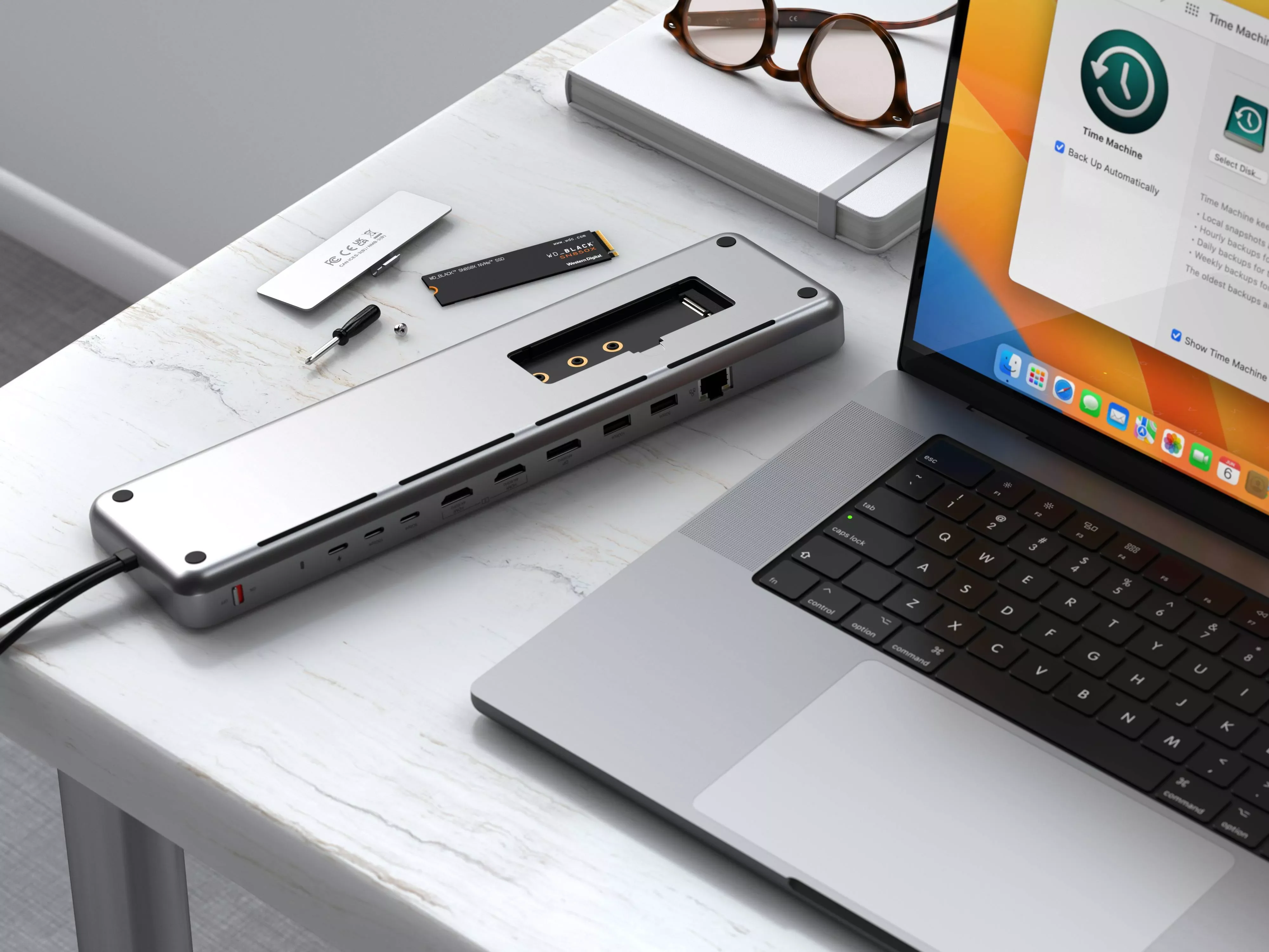 Satechi USB-C Dual Dockingstasjon med NVMe SSD-kabinett - Image 6