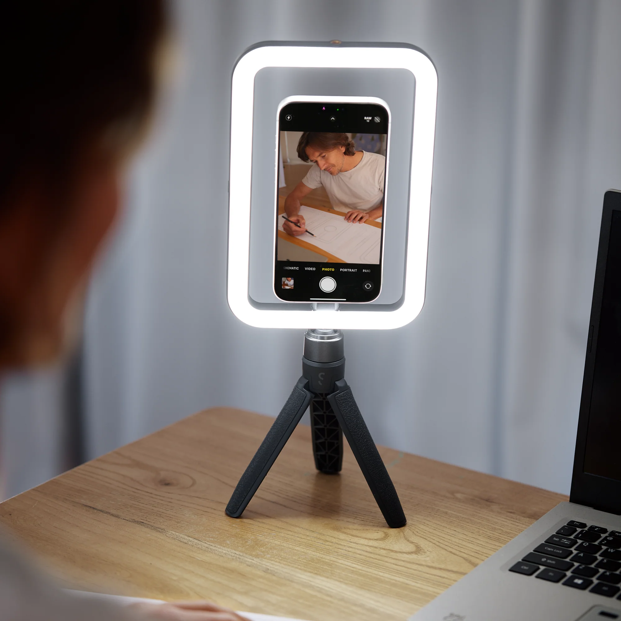 ShiftCam SnapStudio Light Ringlys til iPhone - Midnatt - Image 4